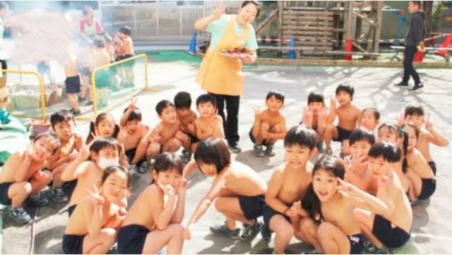 上学不准穿内衣内裤_不准穿内衣内裤去上学