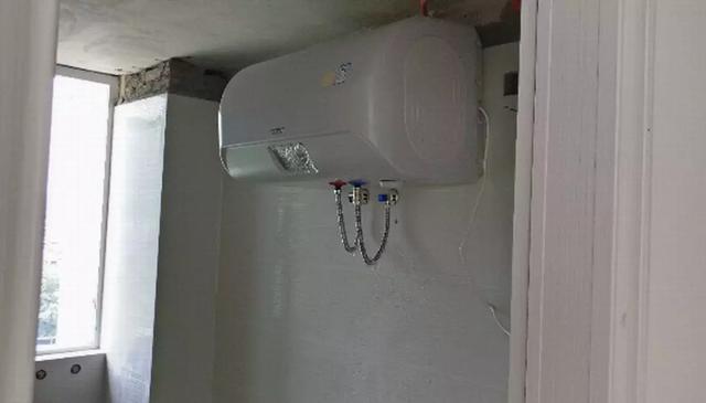 电热水器和电水龙头哪个更省电 电热水器和电水龙头对比分析【详解】