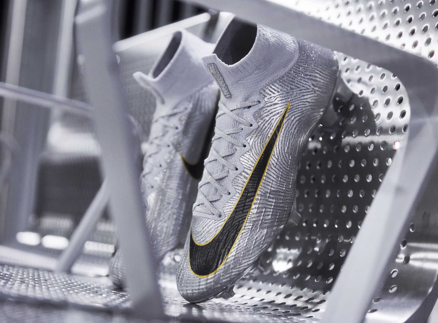 golden touch mercurial 360