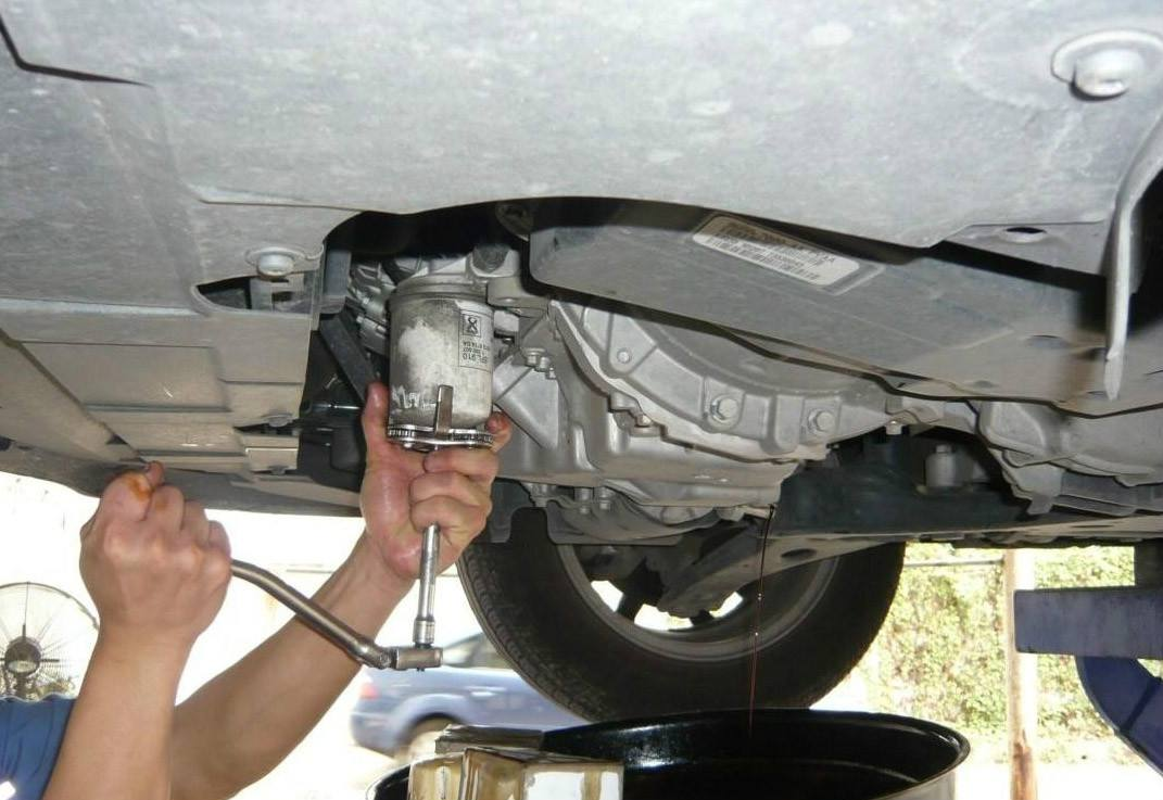 汽车经常换不同品牌的机油对发动机有影响吗？这下总算知道了