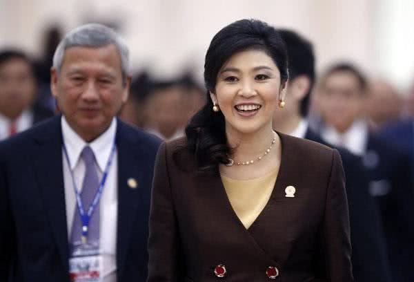泰国前总理英拉为什么要跑？真相被揭开，原来是这样