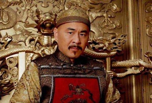 甄嬛传：在雍正心目中华妃、甄嬛等妃嫔分量都不如出身低微的她