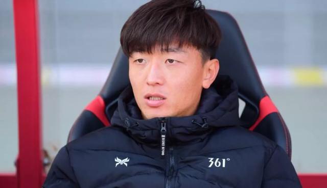 目前大连一方缺一个吃饼中锋,赵明剑隔空喊话