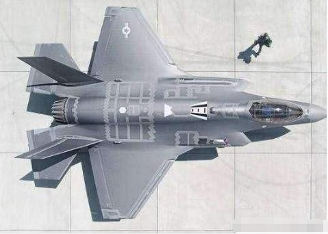 中美战斗机飞行航程对比,F22航程为2900公里