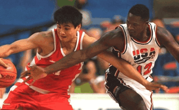 当年刘玉栋为什么进不了NBA?如果放到现在可