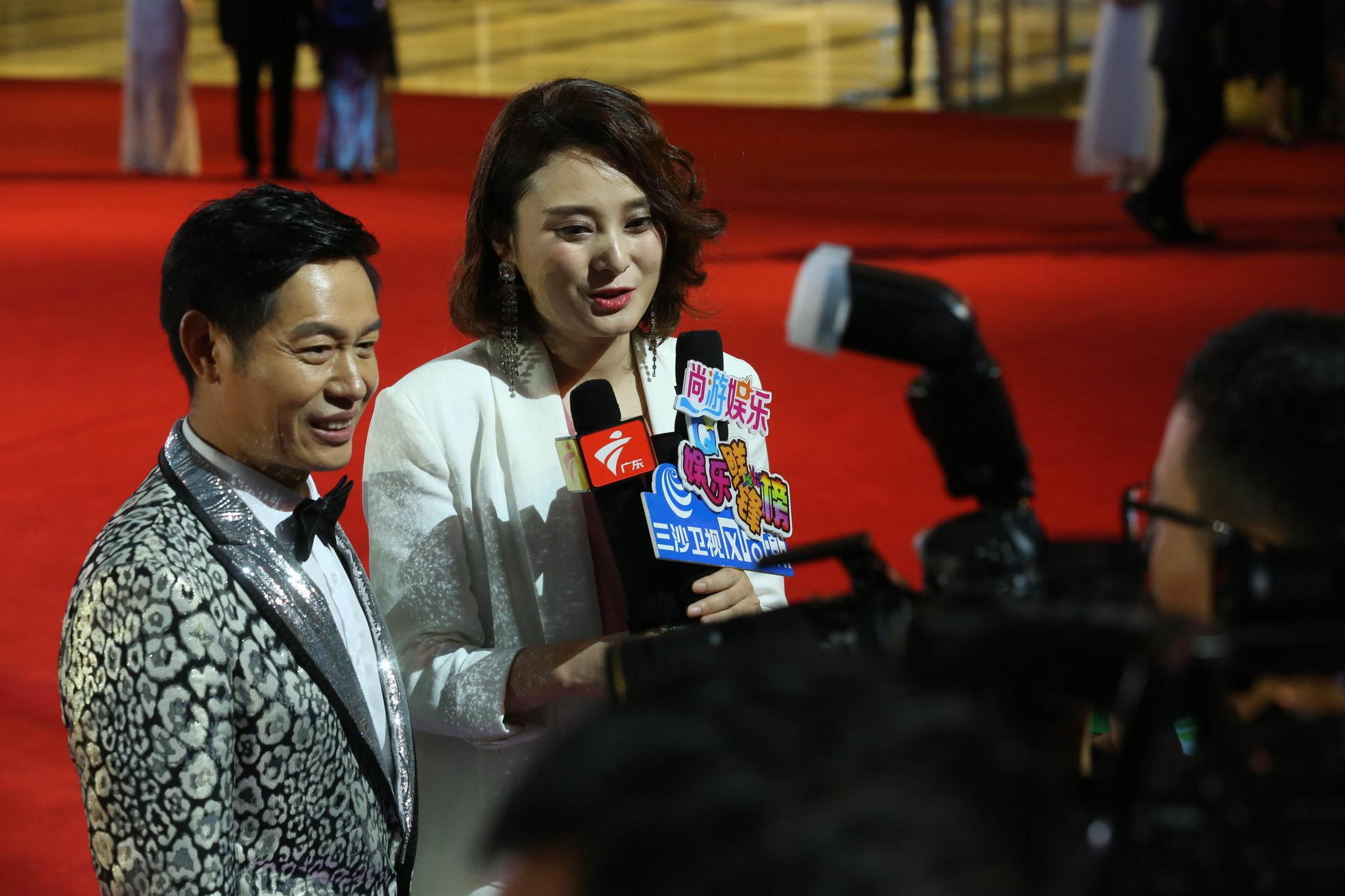 国际双料影帝陈天星携《德皮》主创亮相