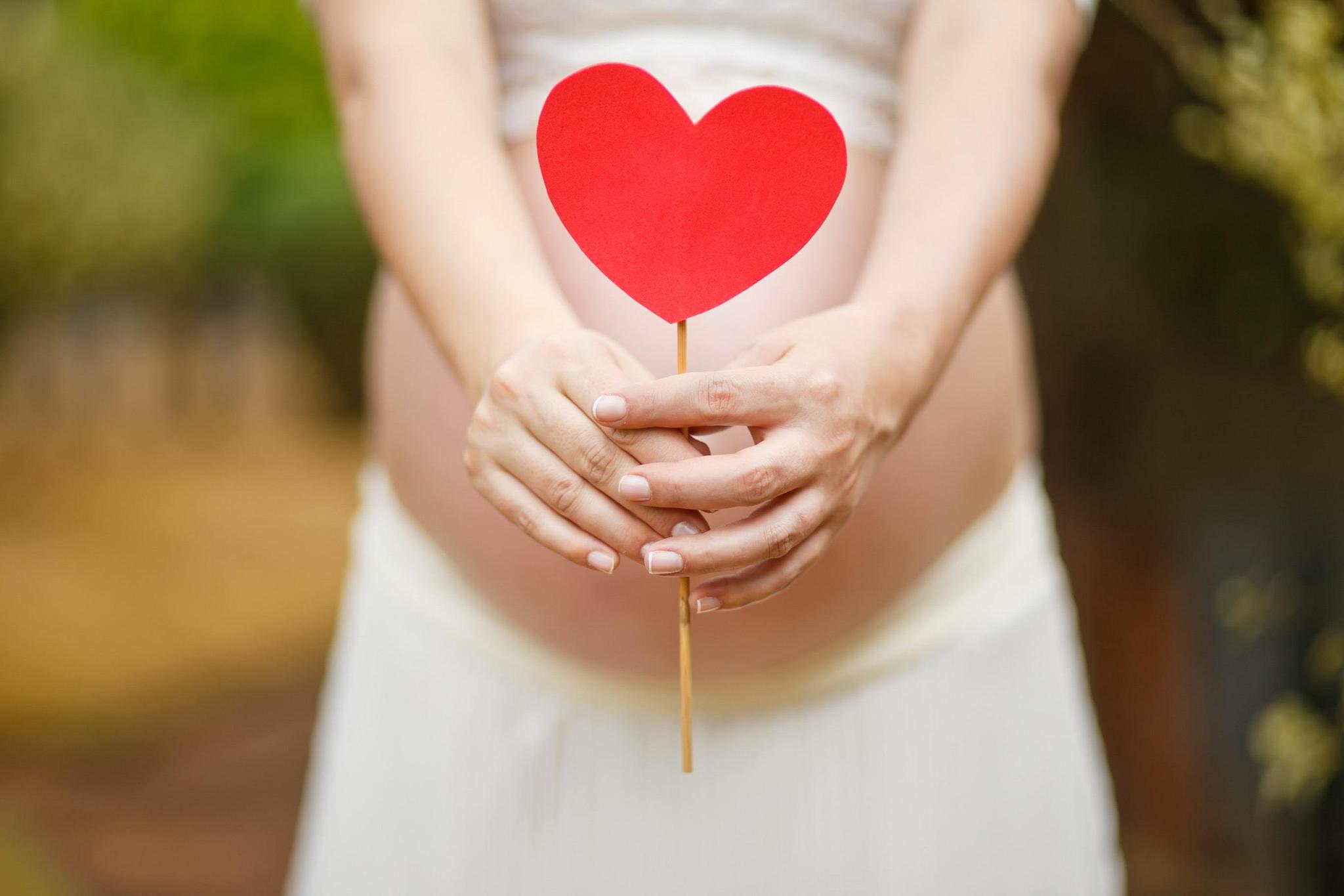 孕晚期胎儿入盆了是啥感觉？肚型有变化，6种表现也不一样了_宝宝