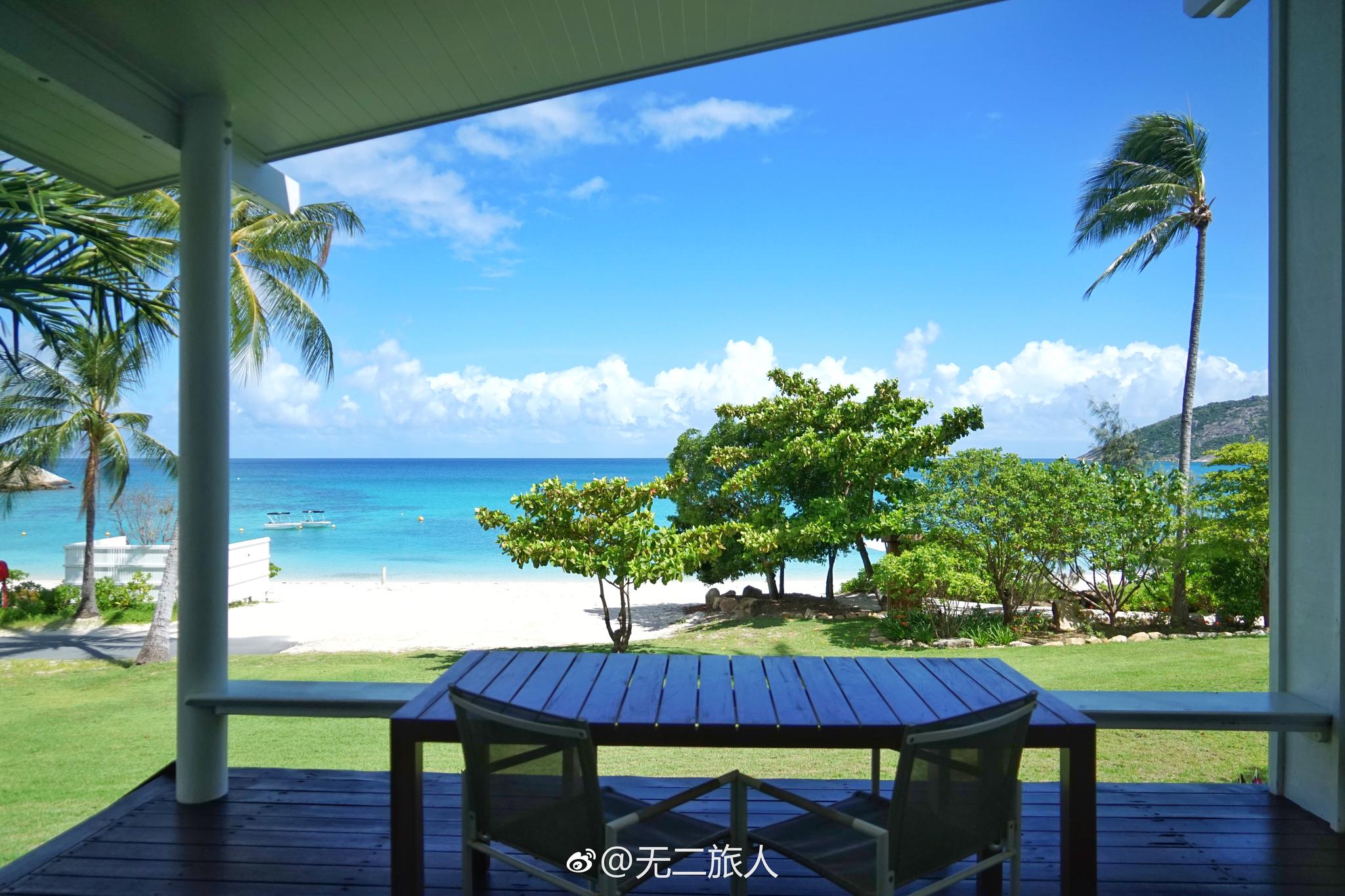 在昆士蘭雨林里穿梭的火車旅行