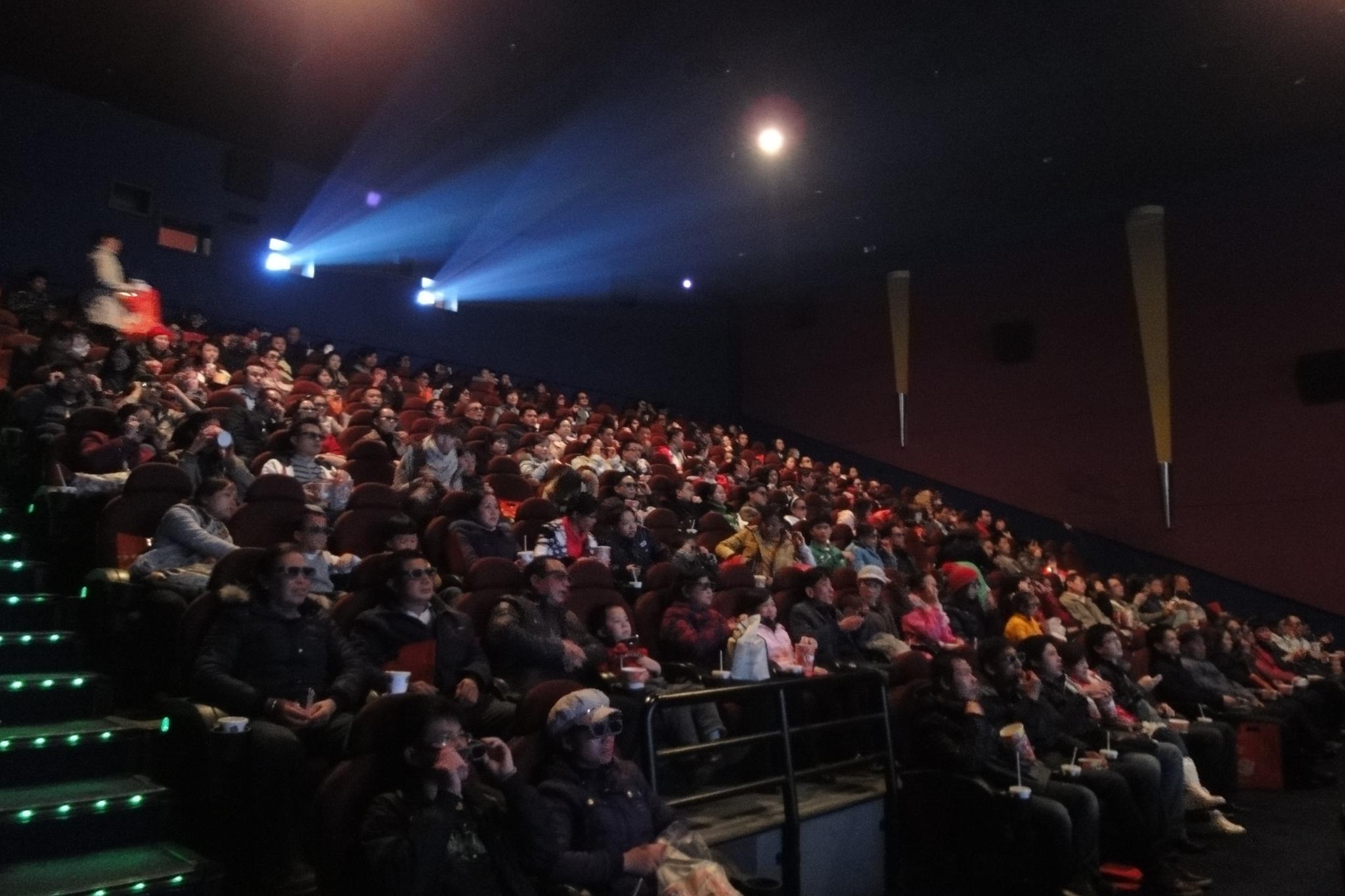 让恋情瞬间升温的9个最佳约会地点 下雨也可以约会的地方