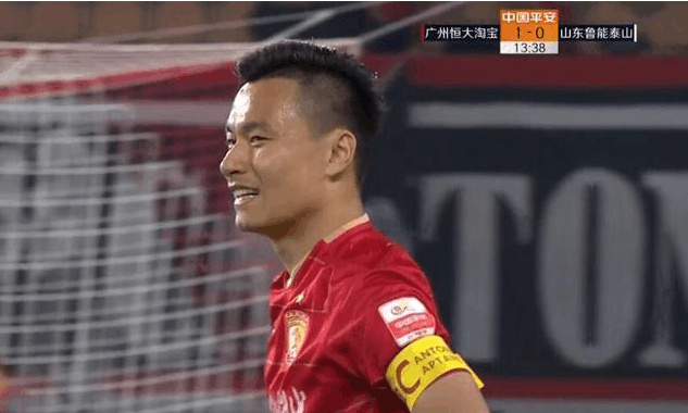过个郜林算啥？三年前王大雷曾试图过掉黑人前锋，结果让国足丢球