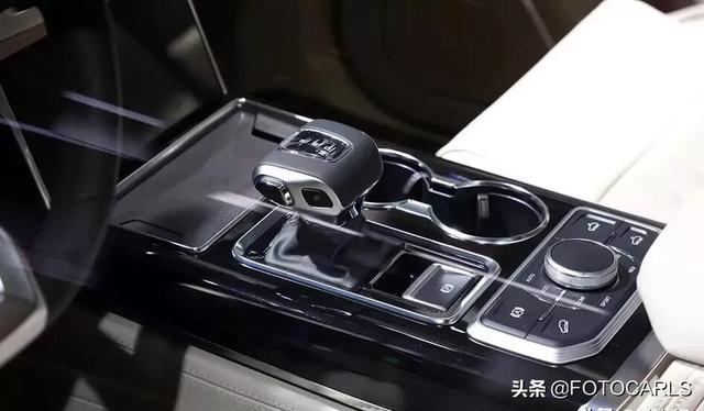 实拍|全新红旗HS7实车,全国首款V6,这颜值能吊打Q5?