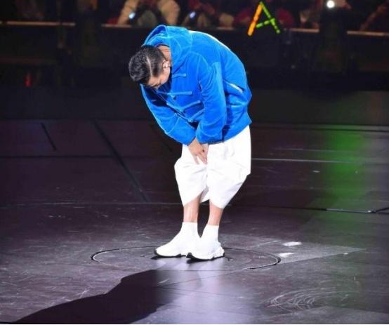 刘德华要自费申请演唱会档期,网友:欠华仔一张