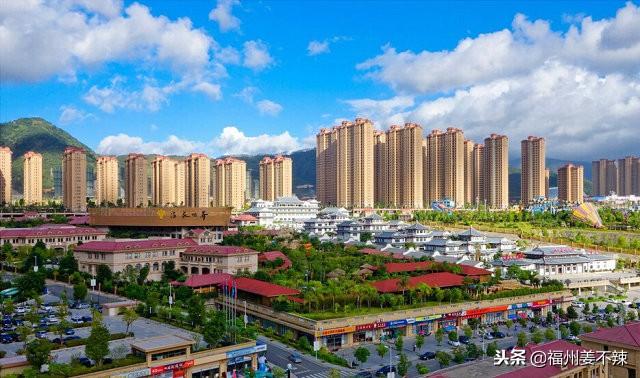 距离福州市区仅20公里,适合周末度假贵安新天地真不错!