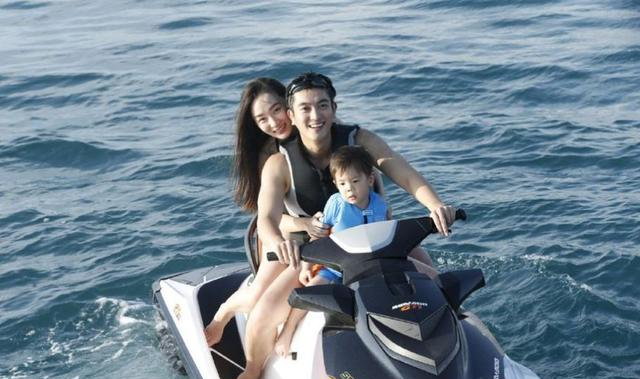 霍思燕为杜江庆生图片