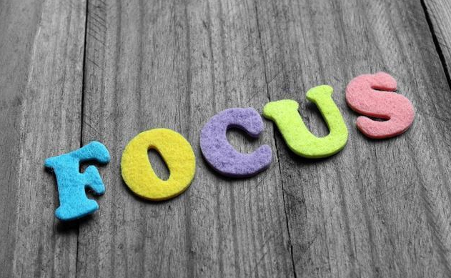 如何快速打造原创视频?自媒体怎么给视频剪辑