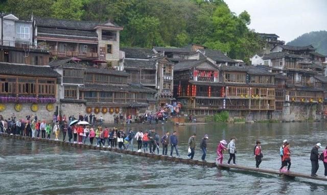 湖南总计人口_湖南邵东市人口分布图