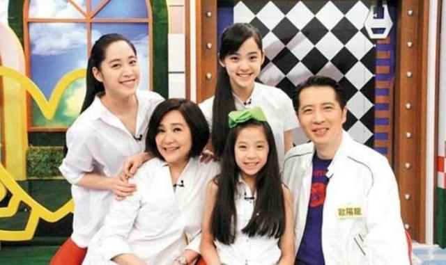 欧阳娜娜的妈妈怀孕七次没生到男孩56岁的她还是想要儿子