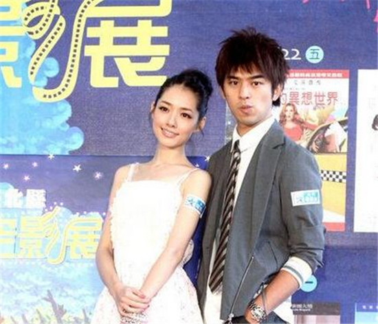 盘点郭碧婷绯闻前男友,外表甜美的她,为何最后选择了向佐? 盘点郭碧婷绯闻前男友,外表甜美的她,为何最后选择了向佐?