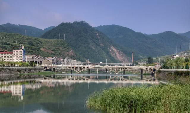 湖北最穷的9个县,被列入全国深度贫困县,中国