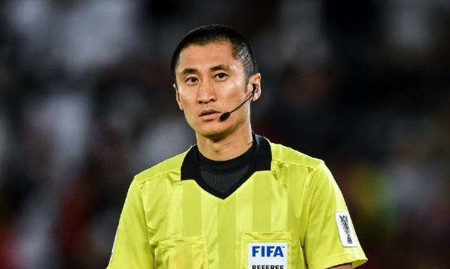 吉媒:推行职业裁判制度,国内裁判年收入最高可