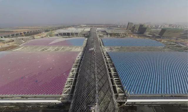 全球最大会展中心钢结构封顶,创八项世界第一!