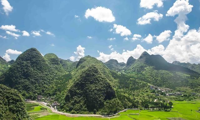 贵州最美的山峰之一,宜人的风景美如画,超适合自驾游!