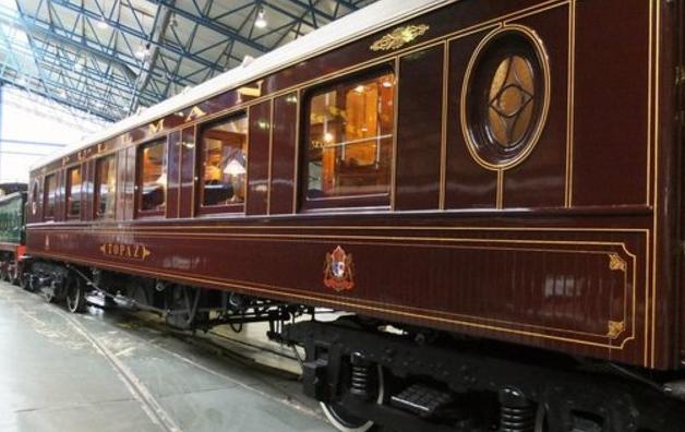 英国引领工业革命的时候,火车可都是贵族的奢侈出行方式