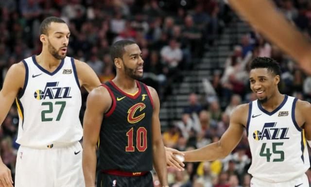 今日NBA全部比赛 考神六犯离场勇士胜快船 欧