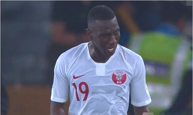 狂轰19球仅丢1球 新冠军产生 卡塔尔轻取日本