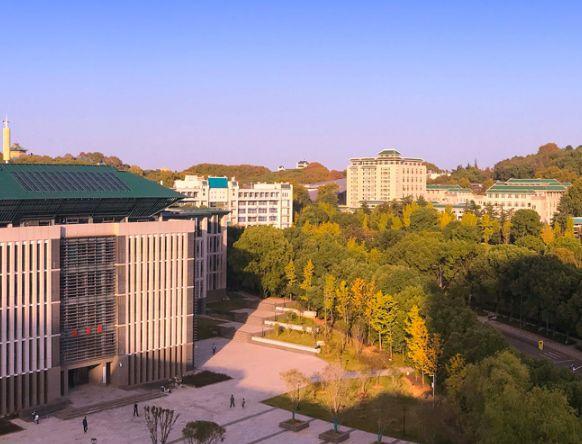 南方科技大学排名_亚洲地区高校排行榜:南科大排名内地10强,深大表现