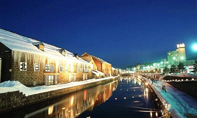 世界上三个夜景“最美”的地方，全是港口城市最后一个来自中国