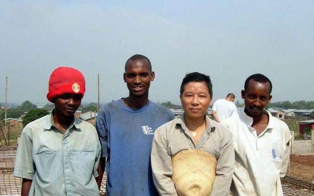 去非洲的16万中国人为什么暂时不愿意回国?当地定居的说出心声