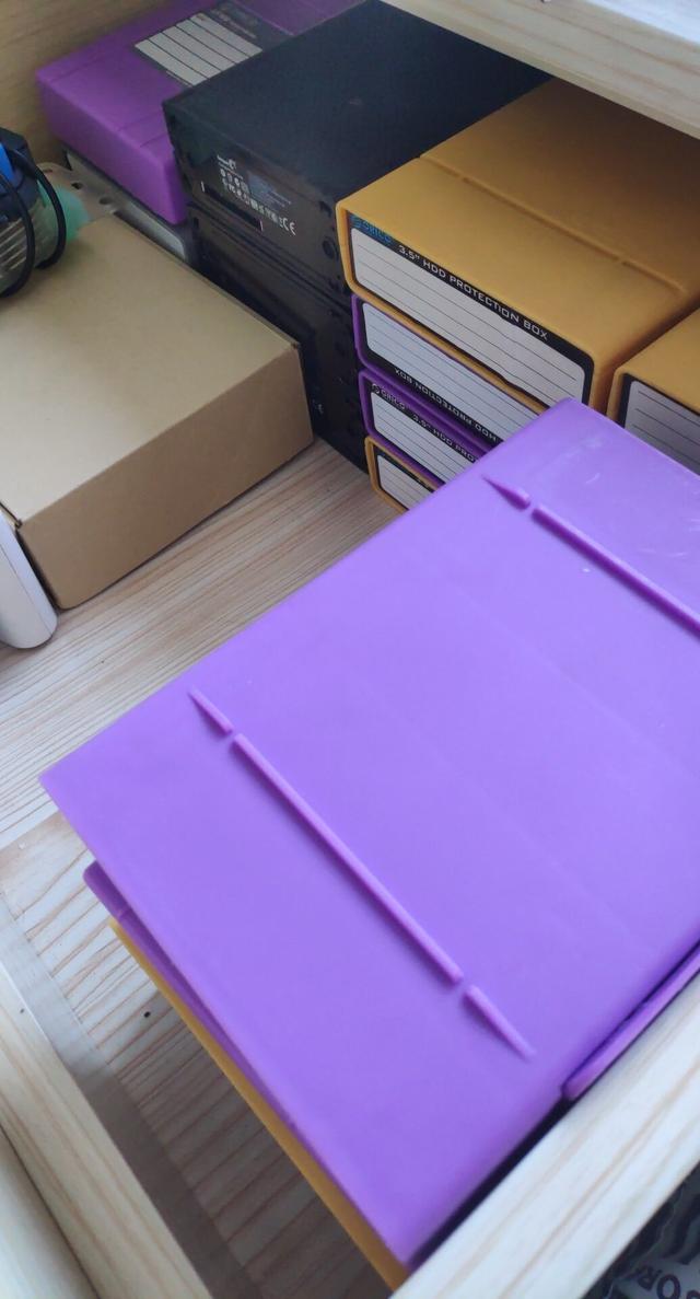 男主临死前说请帮我把家里的硬盘处理掉，凭这句话这动画我追定了