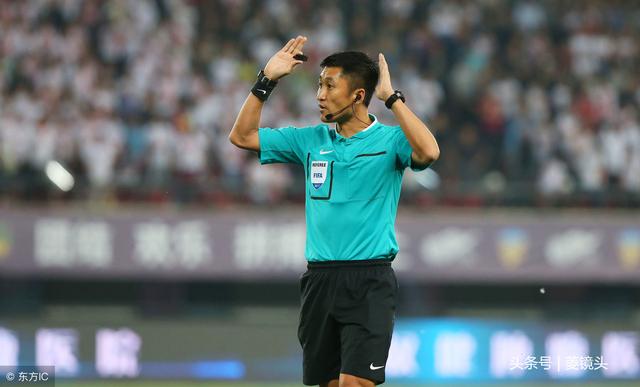 别不服!马宁领衔中国裁判组执法亚冠决赛 14年