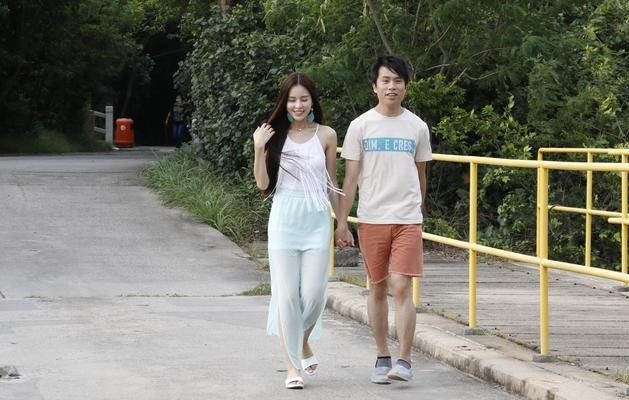 前男友赌气分手后找了新女友,还很关心我,就是