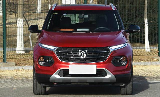 在国产小型SUV中，这货性价比最高，也是公认的神车