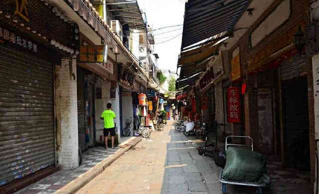 以前广州最繁华的商业街最终败给淘宝,如今成