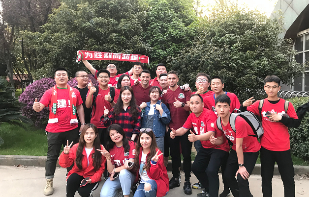 真相了!武汉卓尔球场草皮责任方出现,这下不用