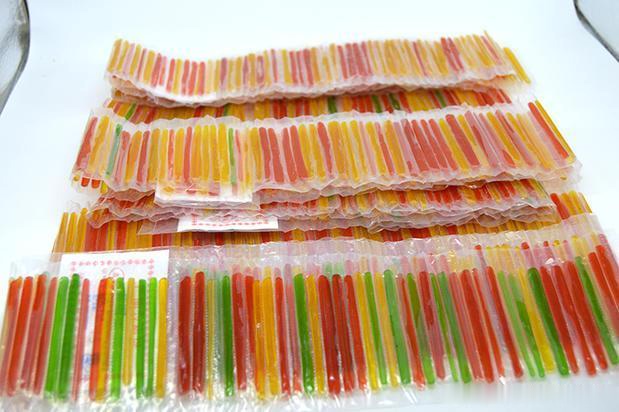 “好吃不贵”童年零食