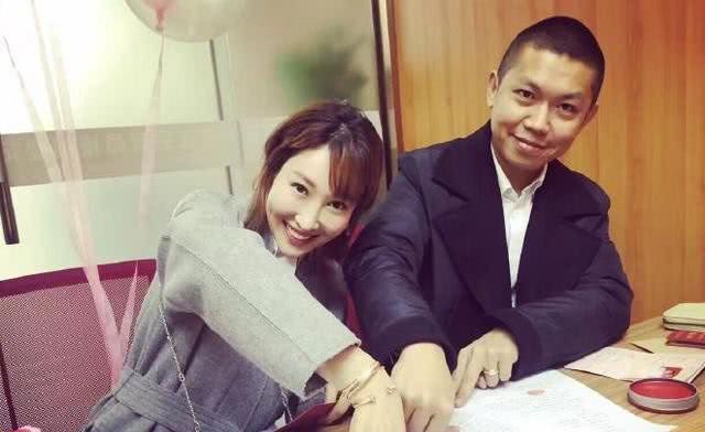 潘粤明最好的女闺蜜,身价过亿,曾数次手撕董洁