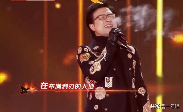 跨年晚会真唱假唱成热门话题,汪峰满嘴冒烟,