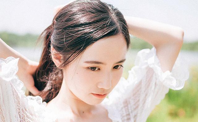 手一年鼓起勇气跟前男友发我们复合吧,收到他