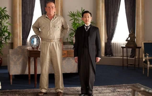 当年麦克阿瑟离开日本，为何有20万人前往机场泪别？