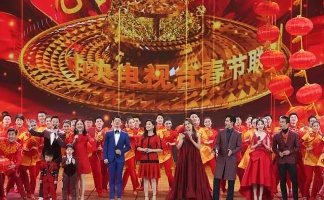 19年央视春晚主持人名单曝光,没坐镇20年的他,可熟悉的她回来了