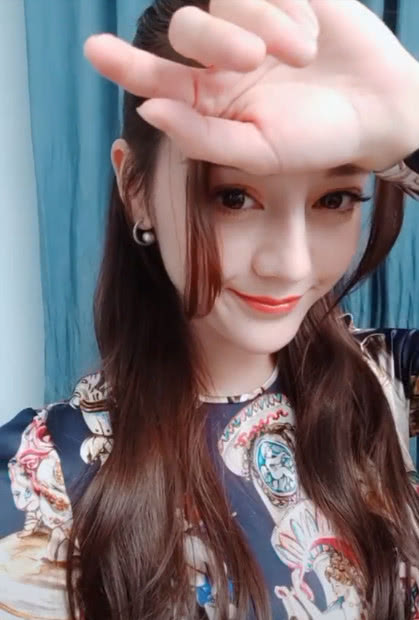 搞怪视频引粉丝吐槽:前两秒哇塞好美,第三秒这