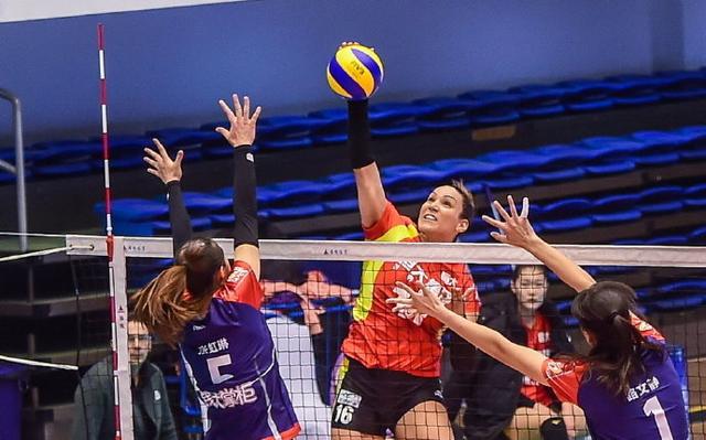 广东女排强力外援15分大发神威拿下四川!排超