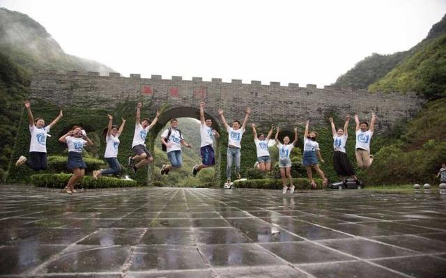 为什么不建议大学生“旅游”，而是“旅行”？