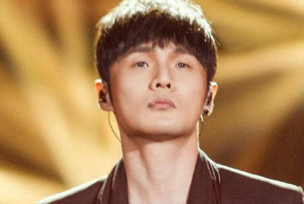 李荣浩发现微博中掉粉了,喊话给我回来,粉丝