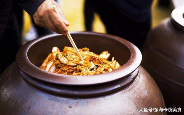 韩国人嘲讽中国人只会吃白米饭,遭日本网友怒