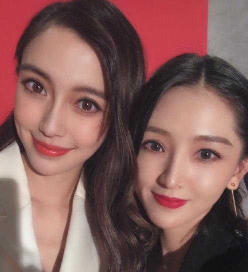 杨颖与网红同框颜值大PK,网红脸与明星脸的对